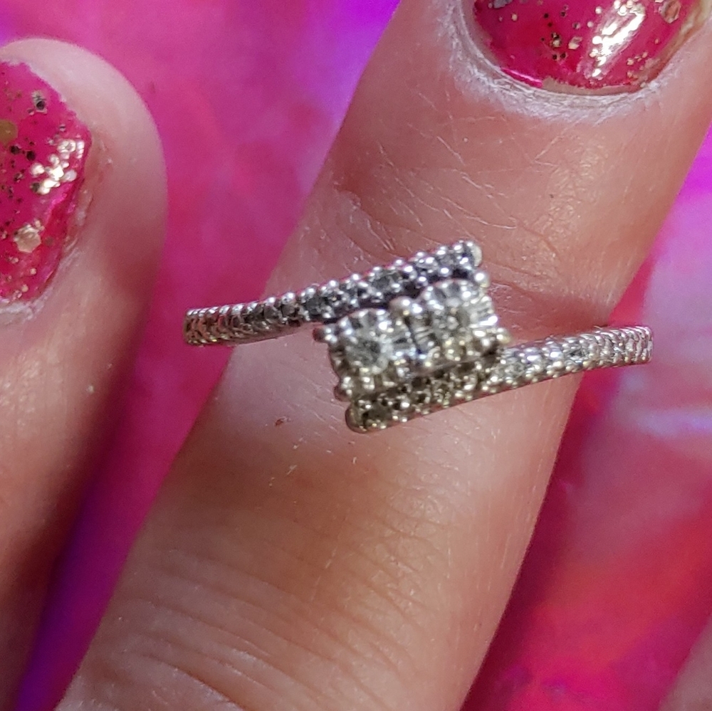 Diamond 10K White Gold Ring